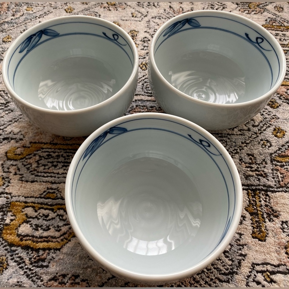 Set of Three Japanese Ceramic Bowls NWOT
